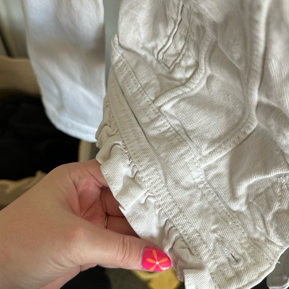 Elle Ruffle Jean Jacket - Picture 3 of 9